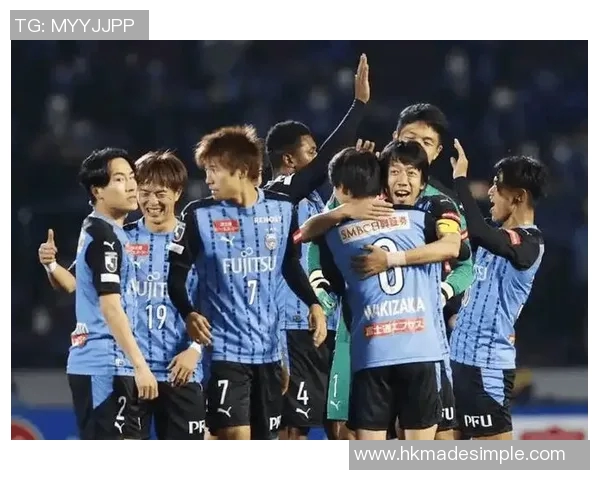 足球场上激情四溢的呐喊者 他是如何用声音激励队友并震慑对手的